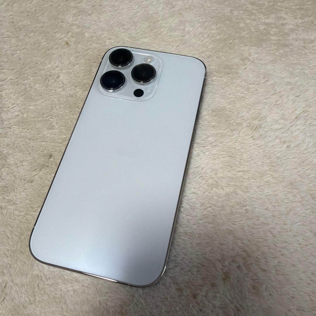 なみ様Apple iPhone 14 Pro シルバー 本体 Amazon.com: Apple iPhone 14 Pro, 1TB, Silver for GSM (Renewed