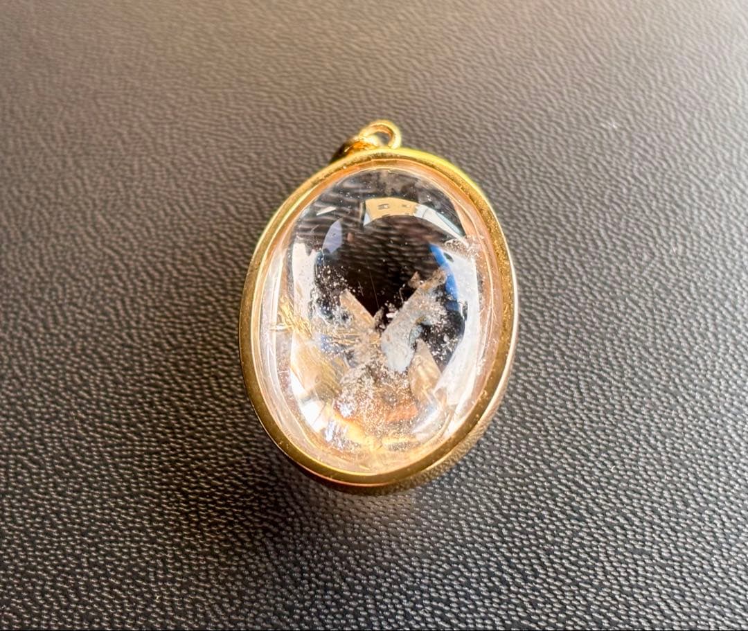 ひろリン様専用 永遠の愛を願う水晶の究極形態 虹のマスターウラル