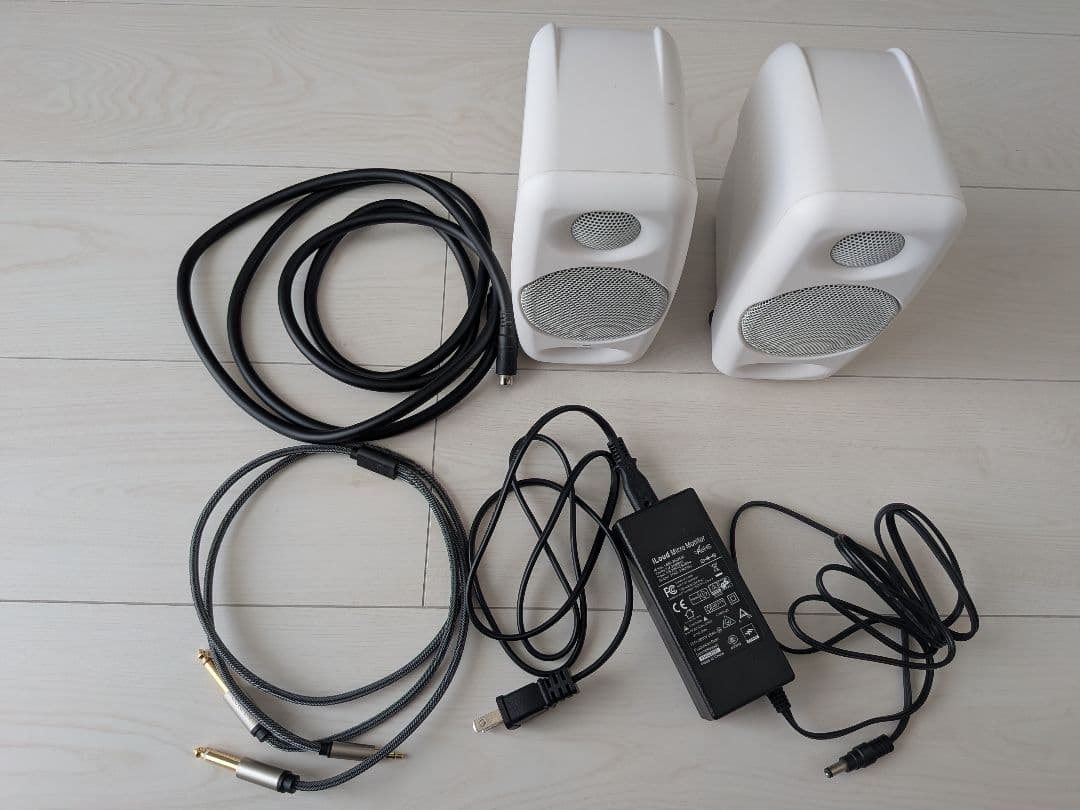 スピーカー・ウーファー IK Multimedia iLoud Micro Monitor White IK Multimedia iLoud Micro Monitor 3