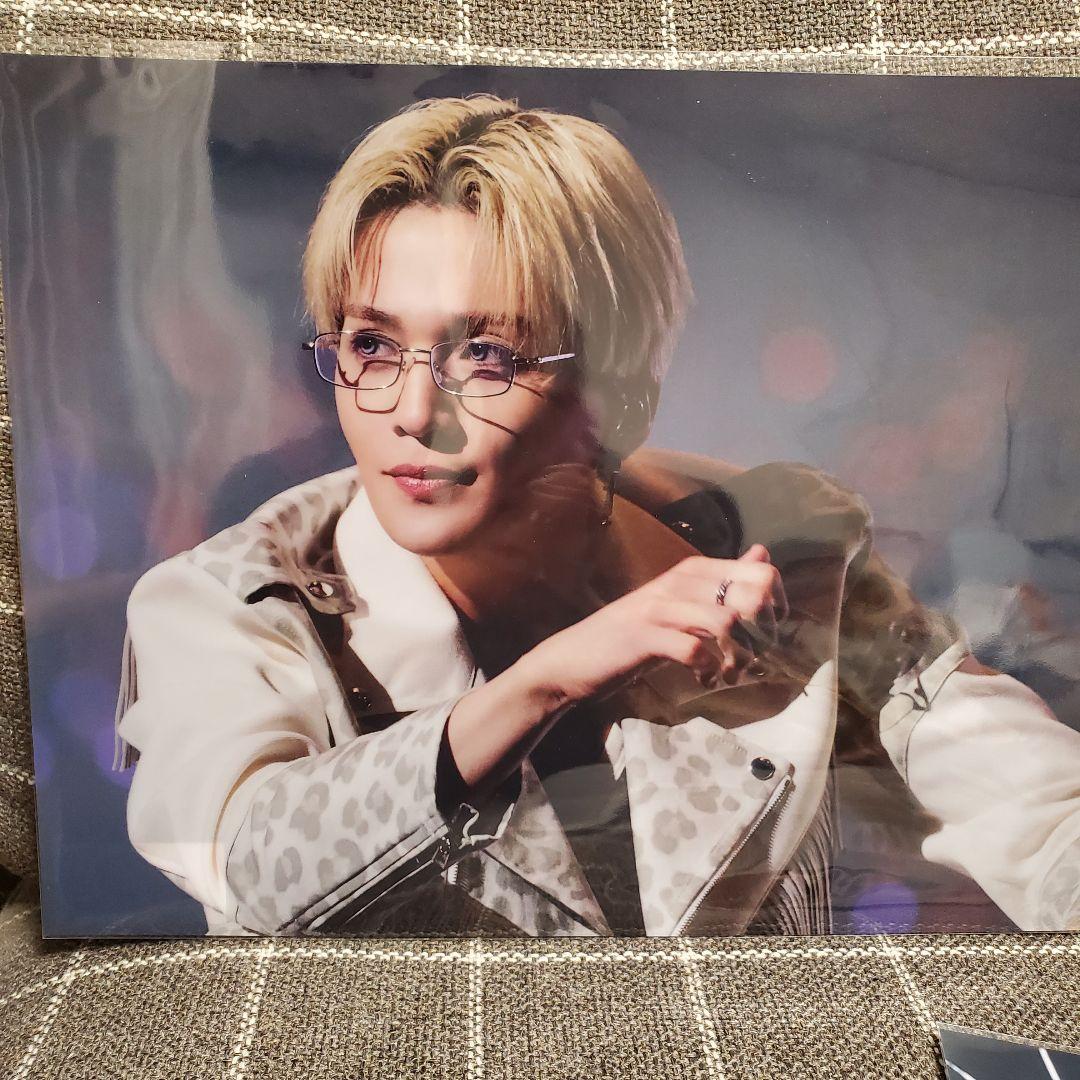 FANTASTICS 八木勇征 サイン アザージャケット クリアポスター - メルカリ