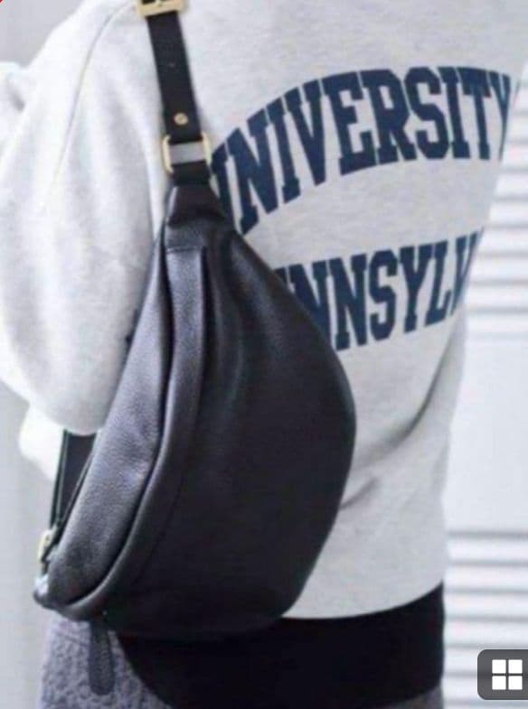 ☆FRAMeWORK オウレンティ黒のレザーボディバッグ AULENTTI www.cosaga.com