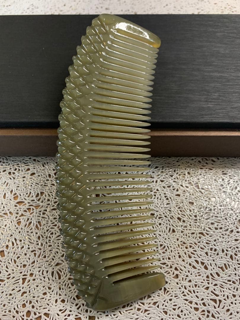 D-085高級 天然水牛角 希少高品質 頭皮マッサージ櫛くし かっさプレート