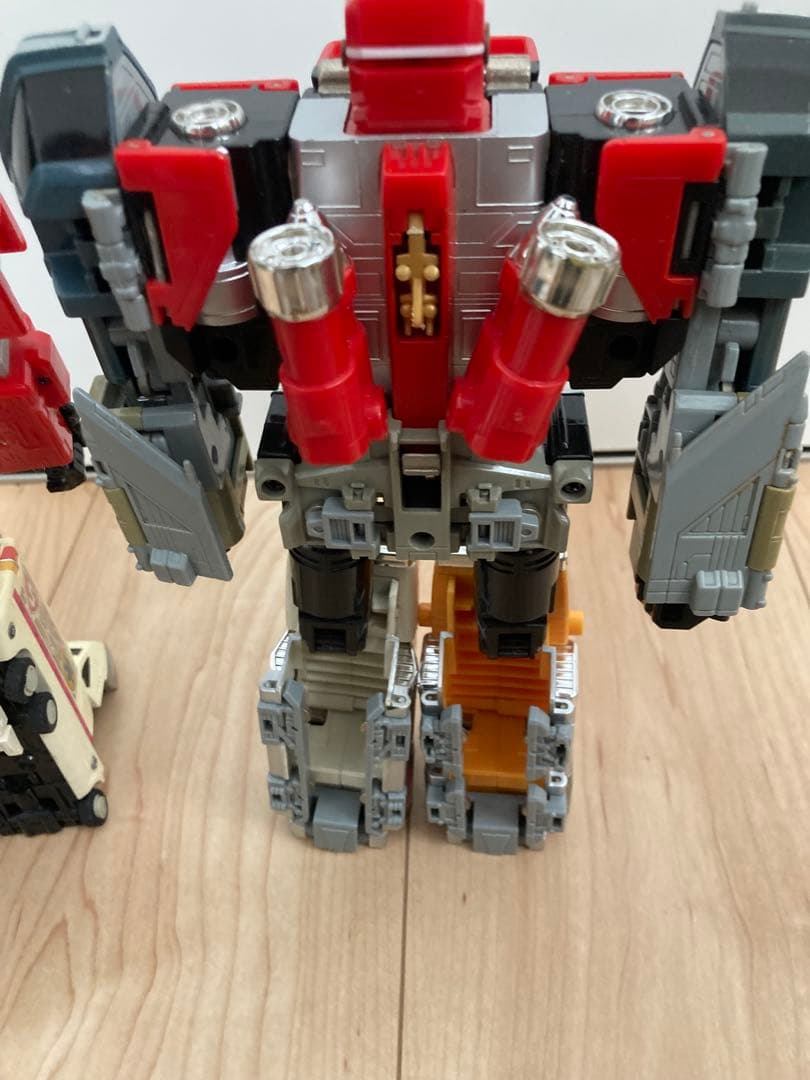 救急戦隊ゴーゴーファイブ」・DX超合金「緊急合体ビクトリーロボ