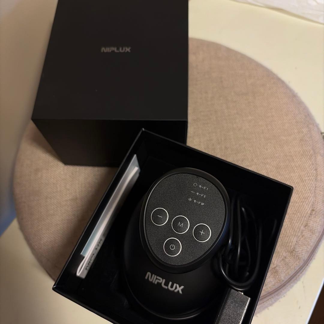 EMSヘッドスパ プレミアム NIPLUX NP-EHSP23BK - メルカリ