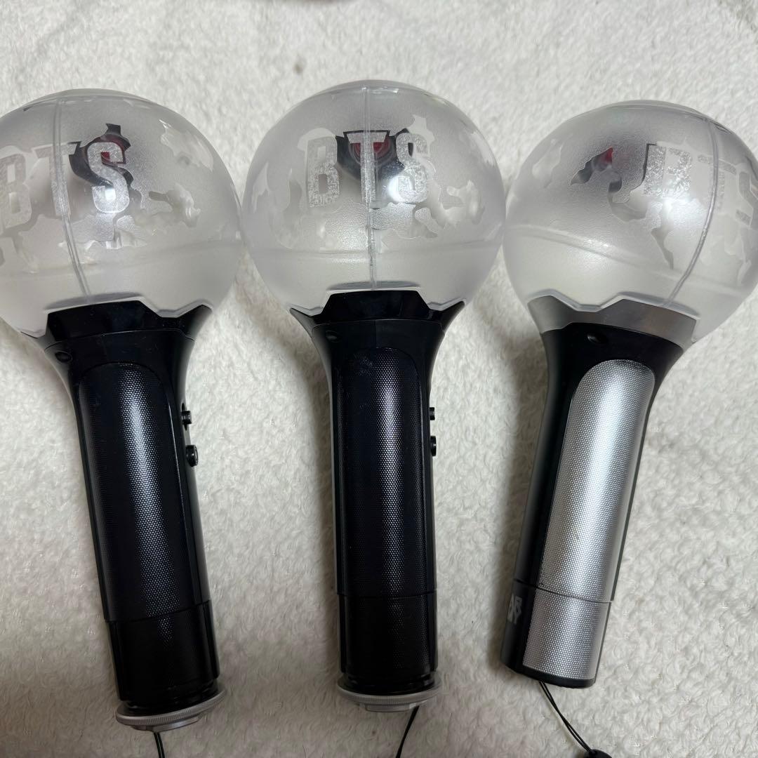 BTS ペンライト 3本セット アミボム - メルカリ