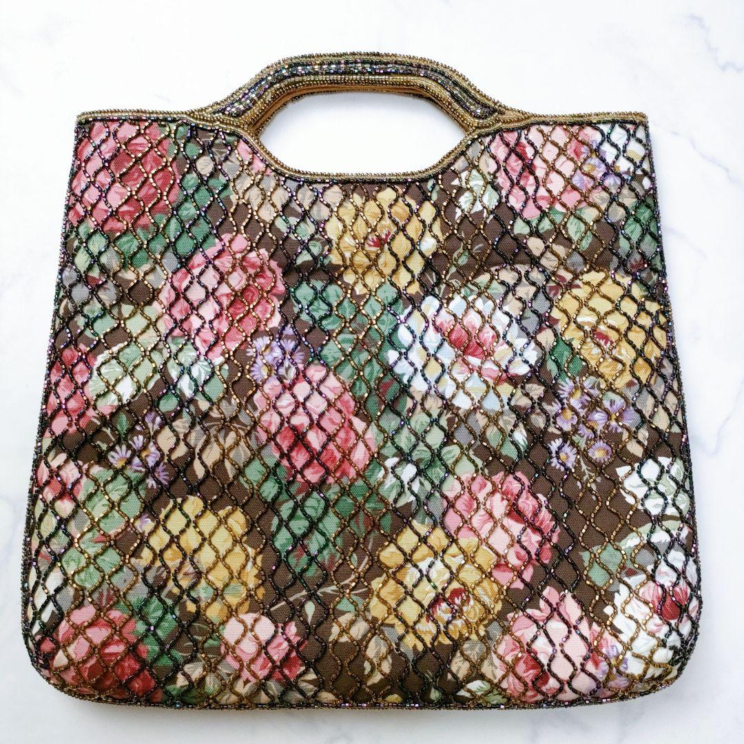 美品】Lumy ルミー はしもと ビーズ バッグ クラッチ 皇室御用達