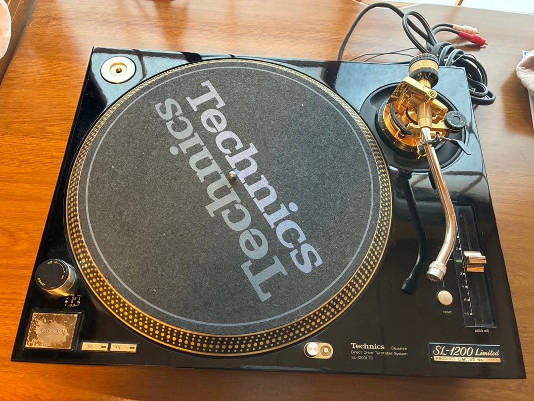 Technics SL-1200 Limited ターンテーブル Technics releases limited-edition SL1200 to celebrate iconic