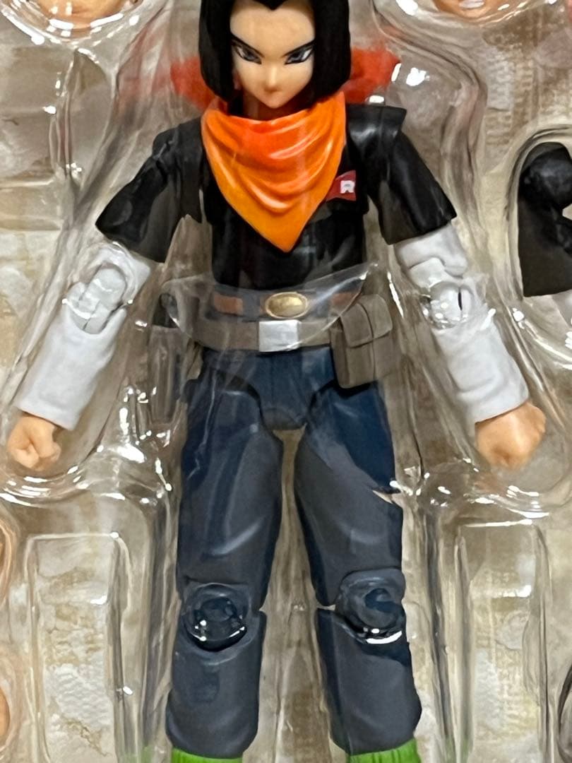 S.H.Figuarts ドラゴンボール　人造人間 16号 17号 18号