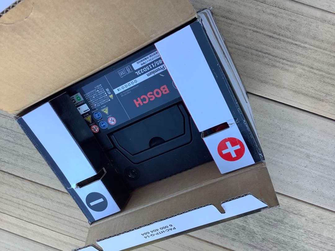 Q-85/115D23L カーバッテリー（アイドリングストップ車対応）BOSCH