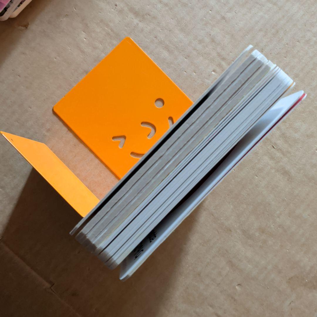 だ～れだ だれだ!? くだものいろいろかくれんぼ しかけ絵本パッチン