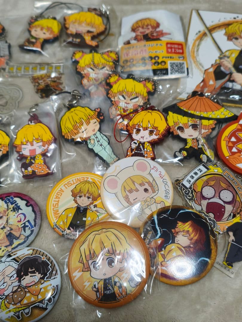 鬼滅の刃 我妻善逸 まとめ売り 27点セット - メルカリ