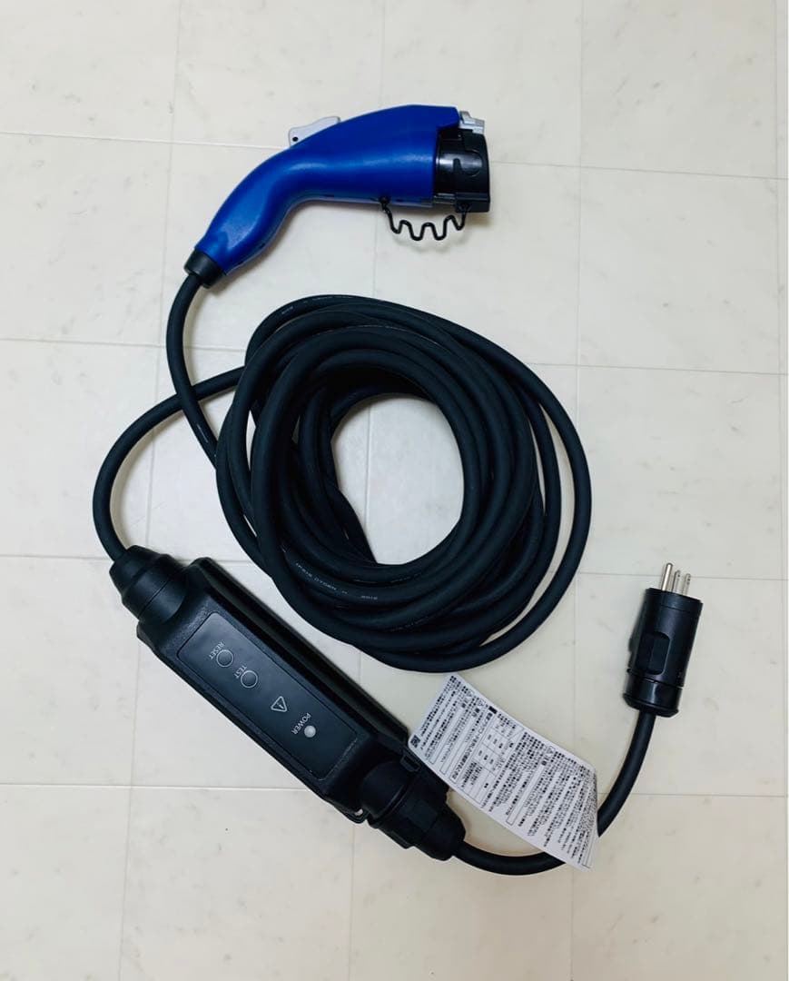 美品】トヨタ純正 EV 充電ケーブル 10m G9060-47280 - メルカリ