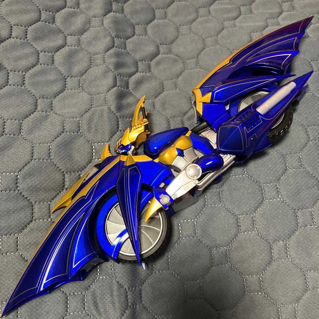 S.H.Figuarts 仮面ライダーナイトサバイブ&ダークレイダーセット