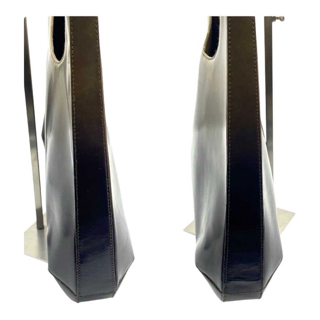 サルヴァトーレフェラガモ ガンチーニ エナメルグラデーションワン