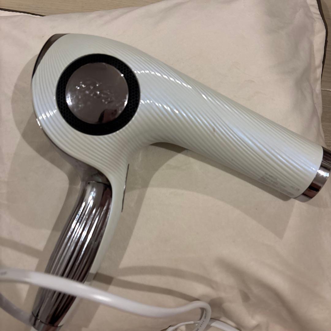 リファ ヘアドライヤー RE-A802A 2021年製 - メルカリ