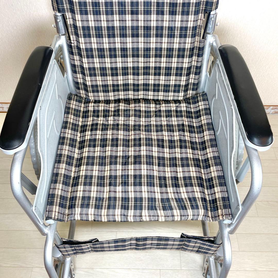 テイコブ TacaoF 幸和製作所 ハンドブレーキ付きアルミ製車いす B-31