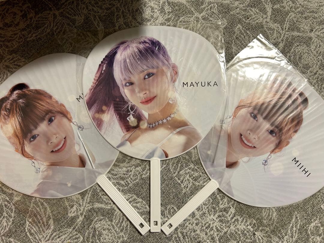 NiziU グッズ まとめ売り(激レア限定品有り) - メルカリ