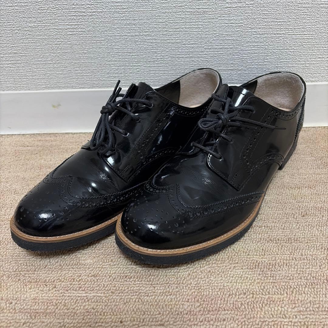 ☆MARGARET HOWELL ウィングチップ エナメル レースアップシューズ