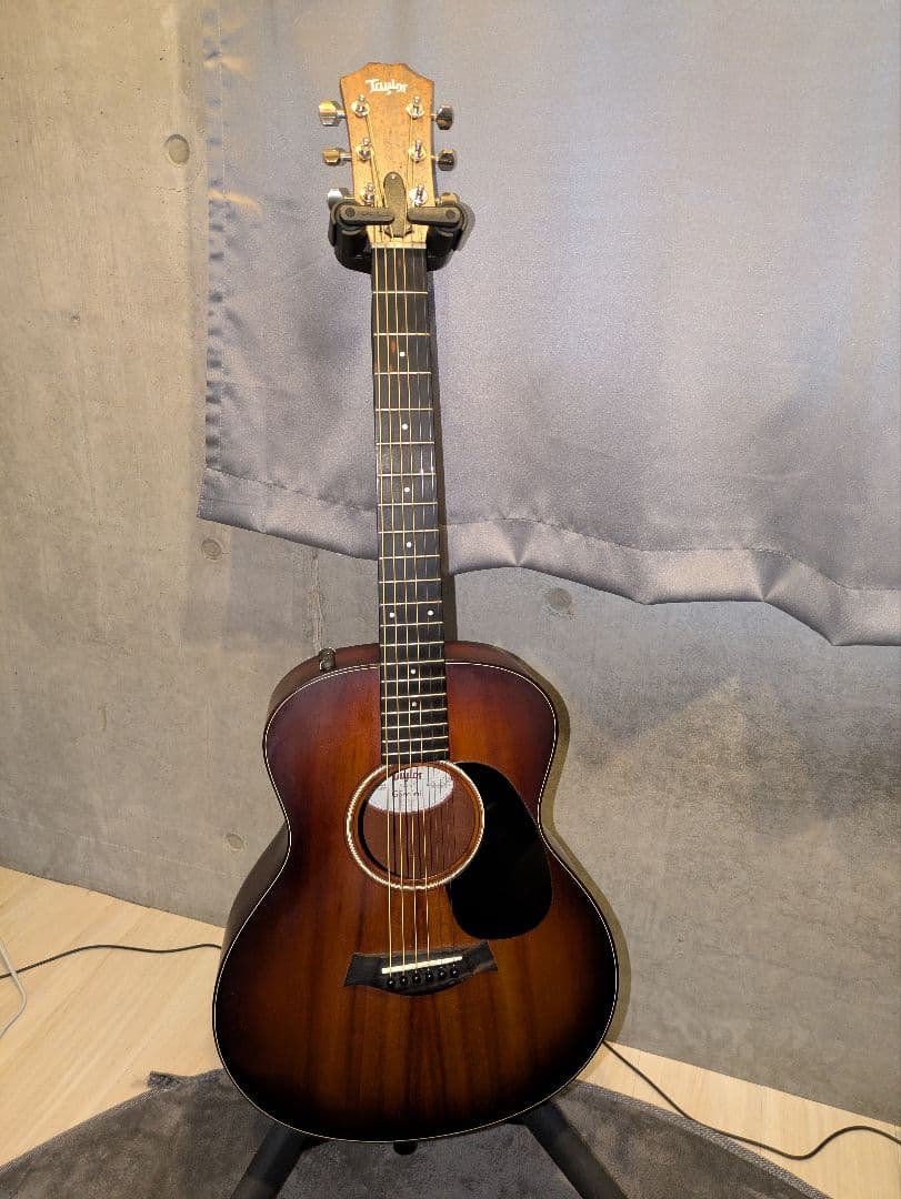 ギター Taylor GS mini-e Koa plus Taylor GS Mini-e Koa Plus Acoustic-Electric Guitar Shaded Edge