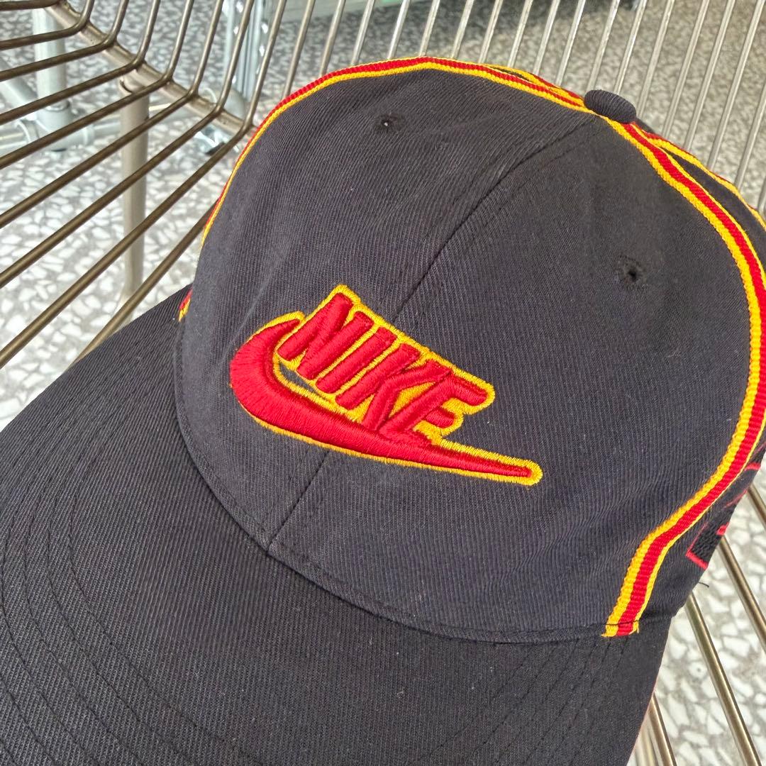刺繍ロゴ、好配色】オールドナイキ古着スウッシュユニセックス帽子