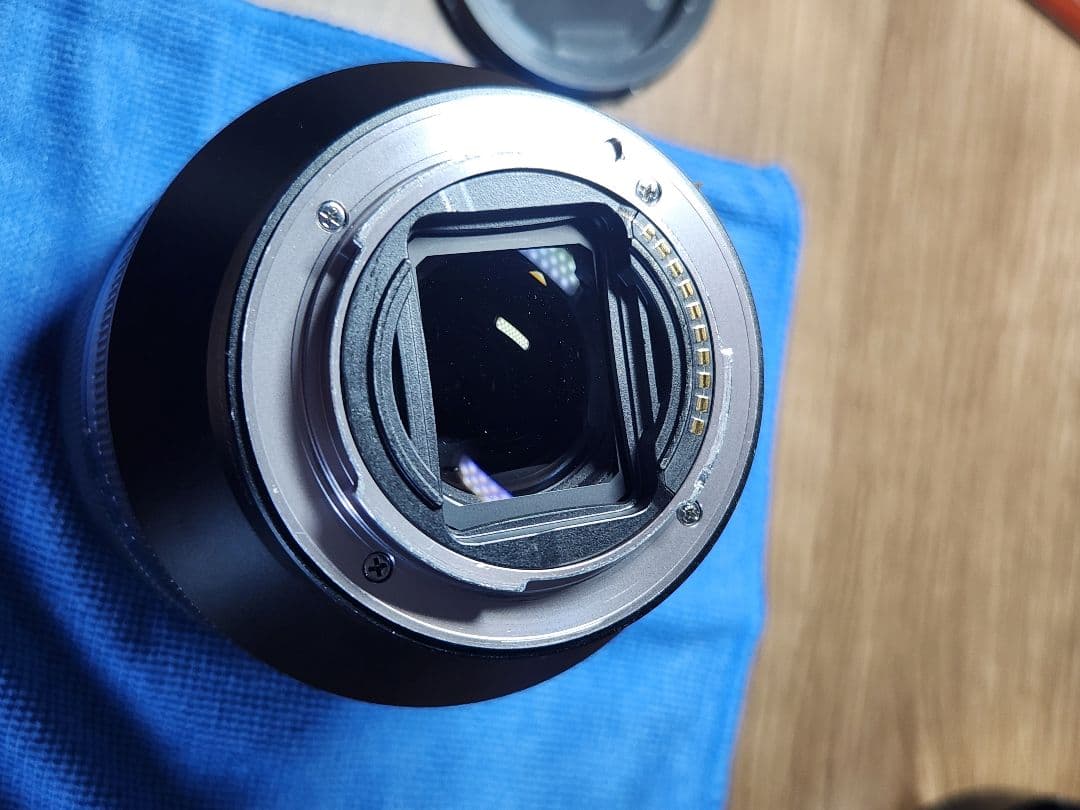 SONY FE 24-240mm F3.5-6.3 OSS ズームレンズ