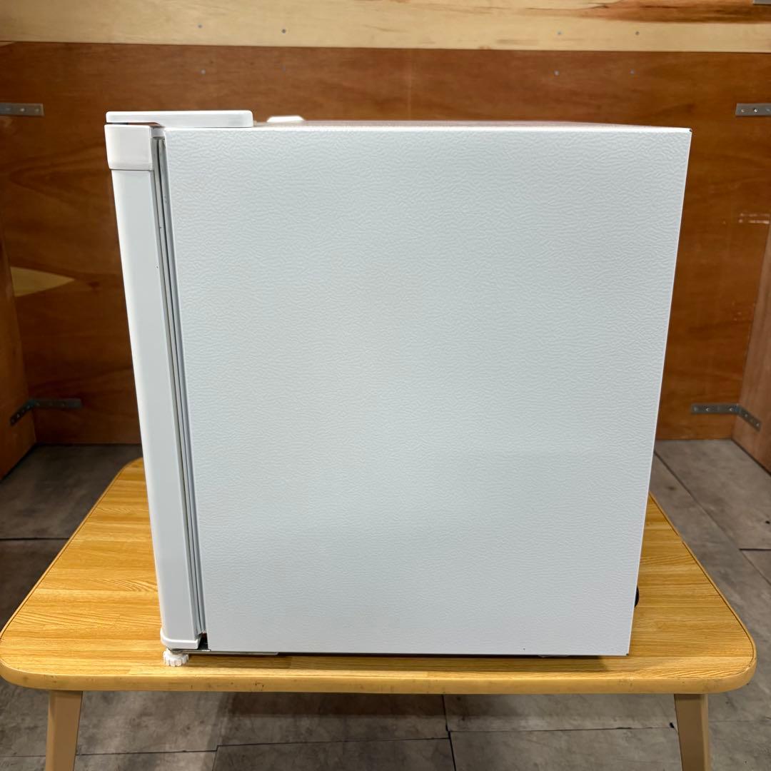 一都三県限定 配送設置無料 冷凍庫 1ドア MAXZEN 2021年製 32L - メルカリ