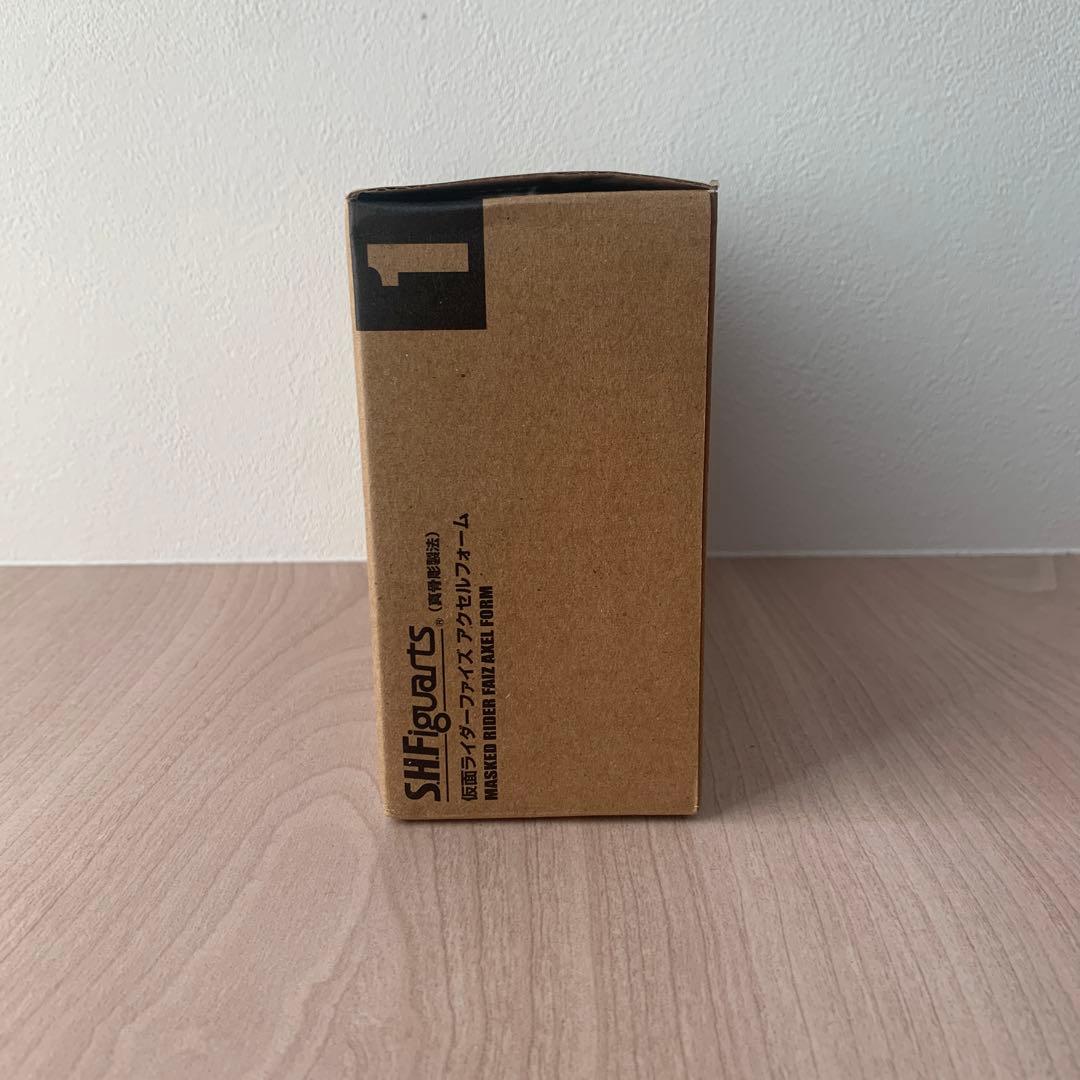 S.H.Figuarts 真骨彫製法　 ファイズアクセルフォーム