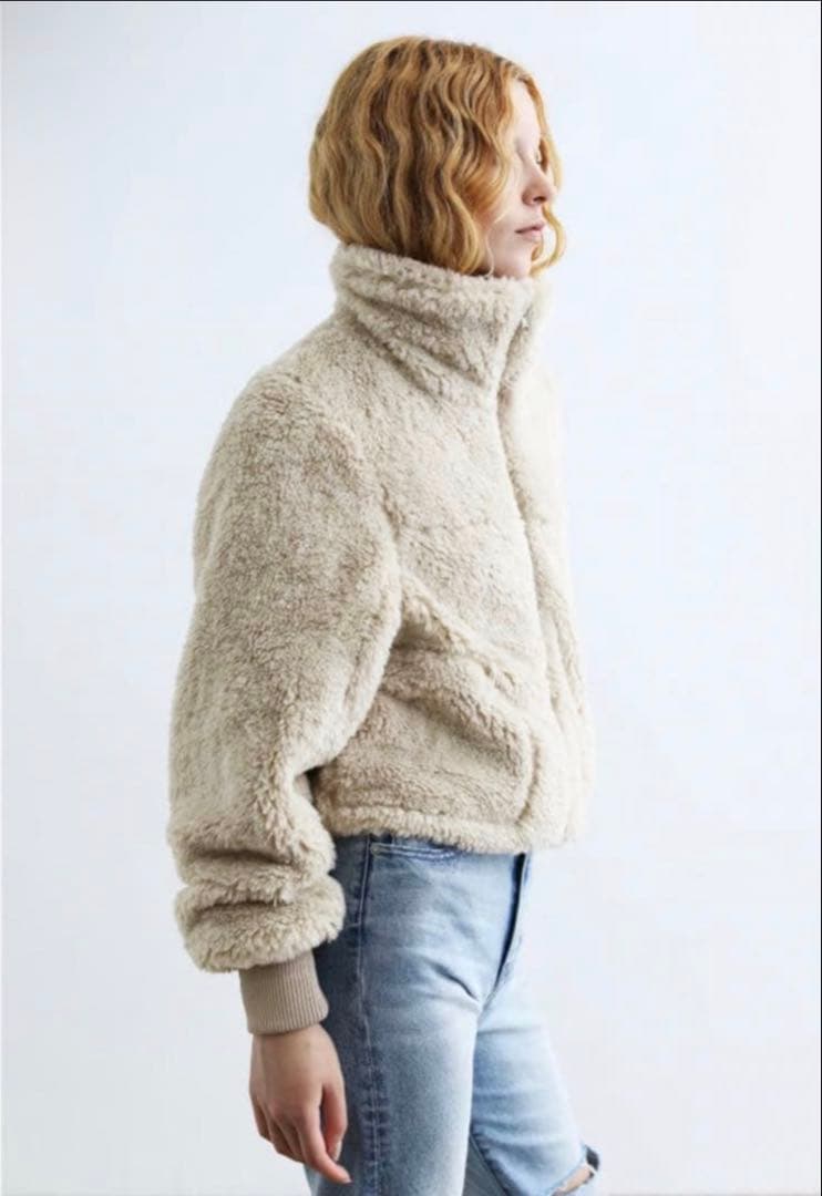 wcj 【撥水】エコファーライナー付きコート 若槻千夏さん - メルカリ