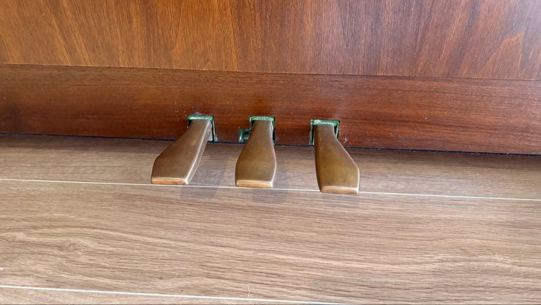 YAMAHA アップライトピアノ W110BW 艶消しウォールナット 猫足 - メルカリ