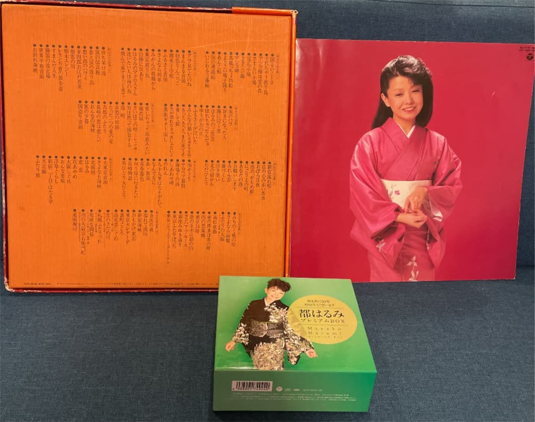 都はるみ ベスト CD BOX 50周年 ☆レア20周年 カセット サイン色紙