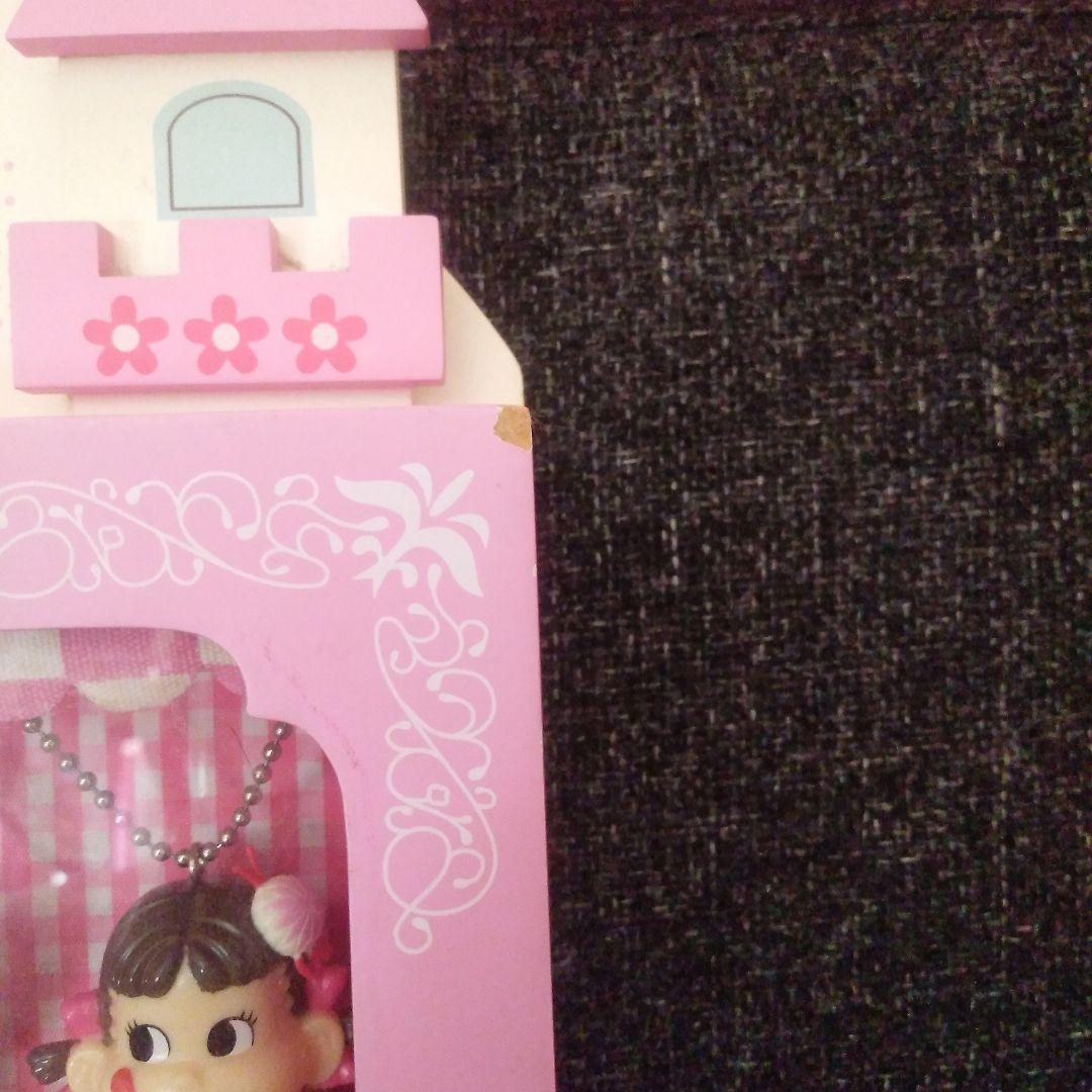 ペコちゃん不二家人形セット:ドールケース、コレクション