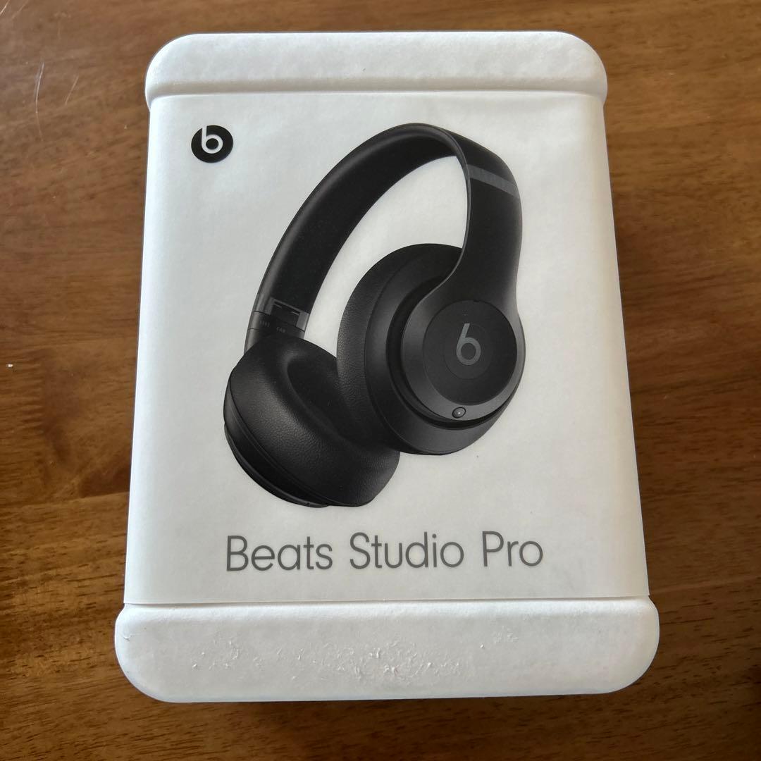 ロミオ　新品未開封 Beats Studio Pro ワイヤレスヘッドホン ブルートゥースヘッドホン Beats Studio Pro ネイビー MQTQ3PA/A