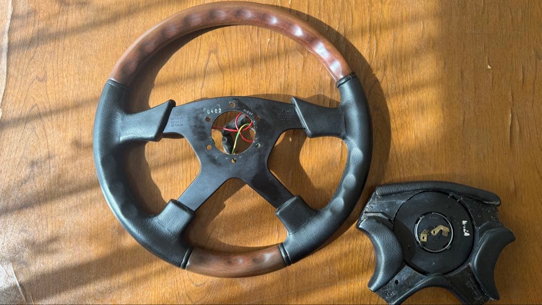 MOMO モモ オリンピック (3？) ステアリング ハンドル - メルカリ