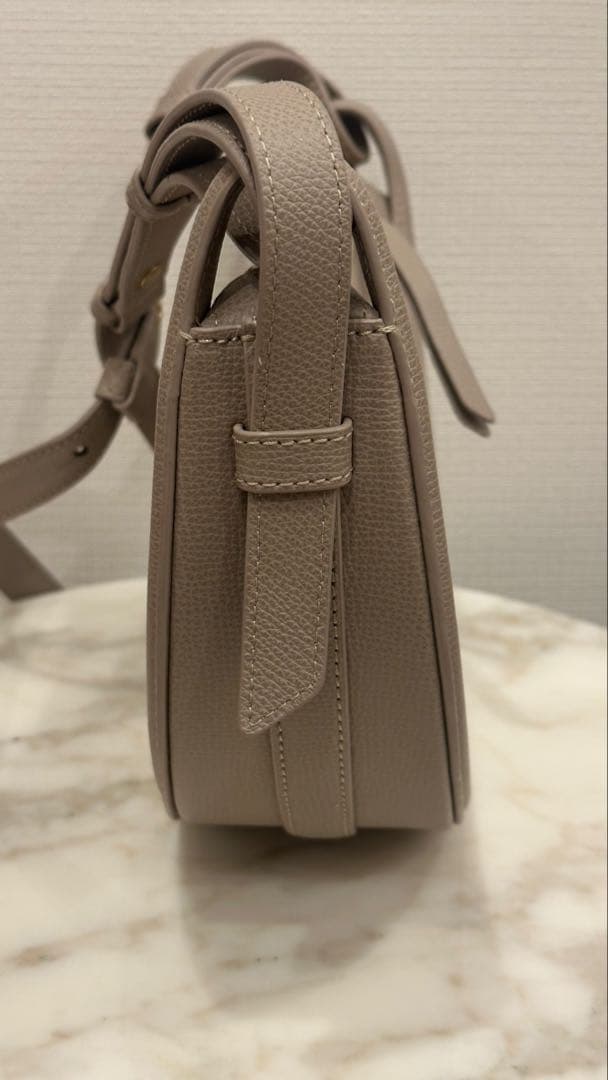 Polene ポレーヌ NUMERO DIX トープ ショルダー ハーフムーンの通販