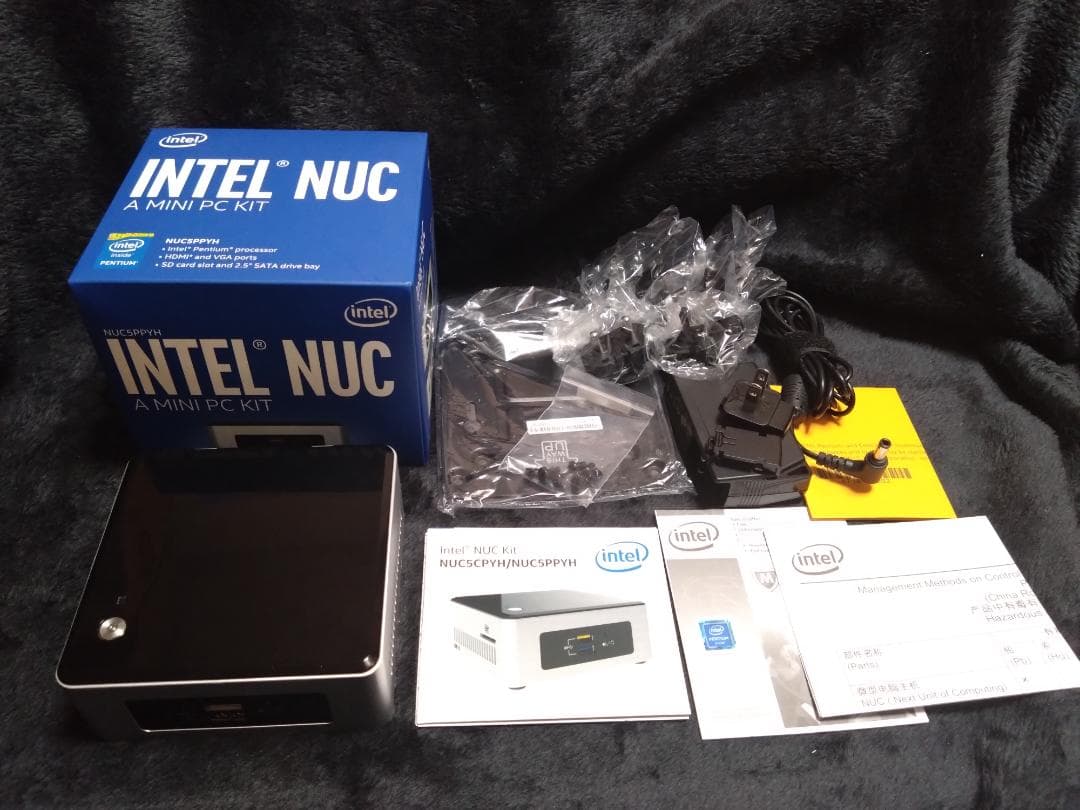 ベアボーン・キット Intel NUC NUC5PPYH Amazon.com: Intel Boxed, NUC Kit, Nuc5ppyh Components, Silver with