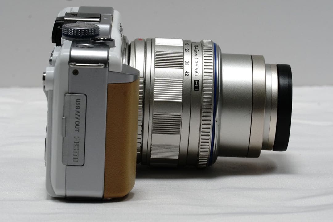 OLYMPUS PEN E-PL1 ミラーレス一眼 ショット数少ない スマホ転送