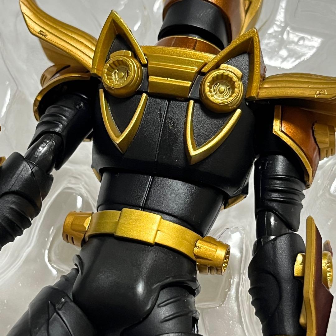 S.H.Figuarts 仮面ライダーオーディン ＆ ゴルトフェニックス
