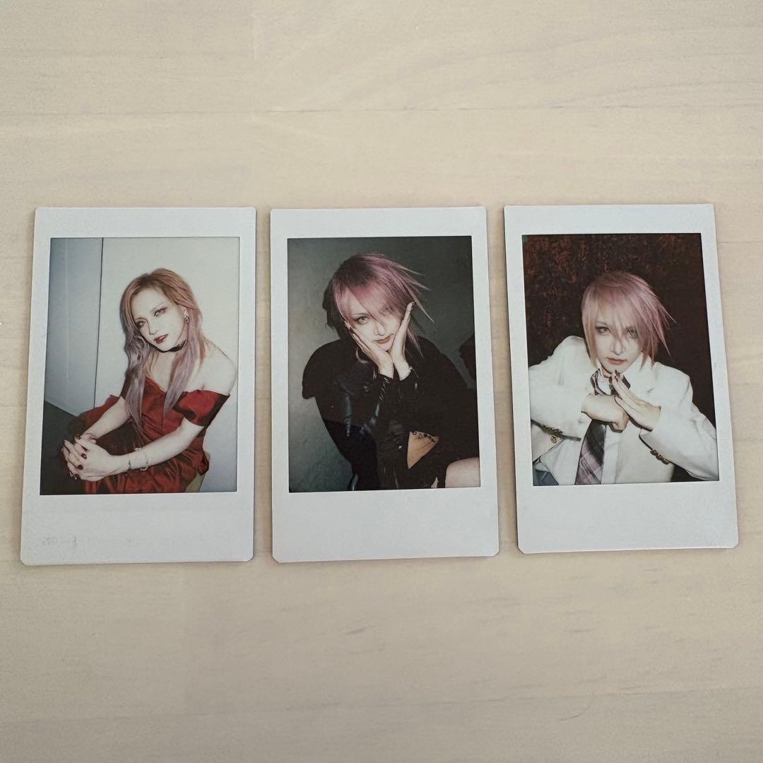 JILUKA】チェキ3枚セット - メルカリ