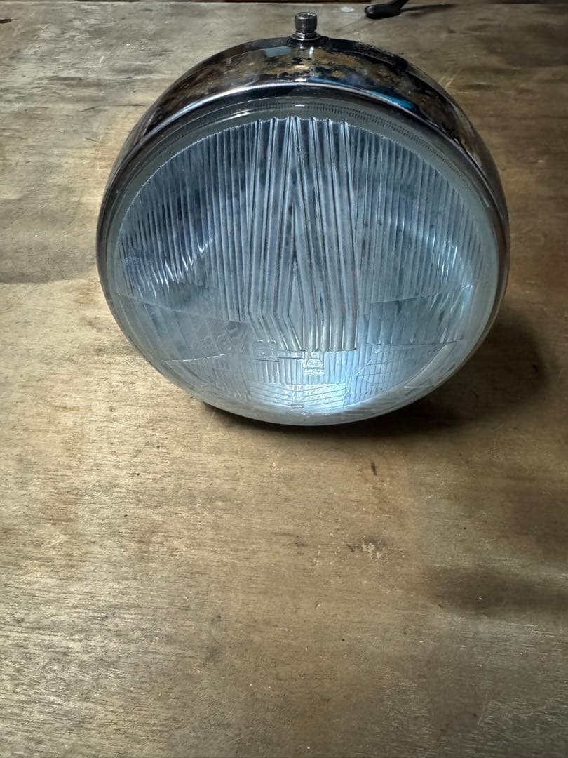 CIBIE 丸型ヘッドライト 当時物 Amazon.co.jp: 当時物 シビエ 凹み ヘッドライト CIBIE : おもちゃ