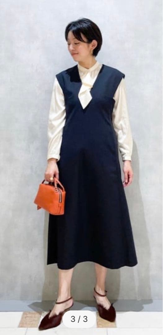 《美品》トゥモローランドコレクション　シルクサテン　ボウタイブラウス　3.3万