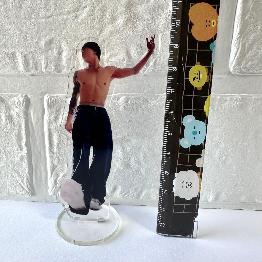 BTS Jungkook グク アクリルスタンド 2個セット トレカ付き - メルカリ