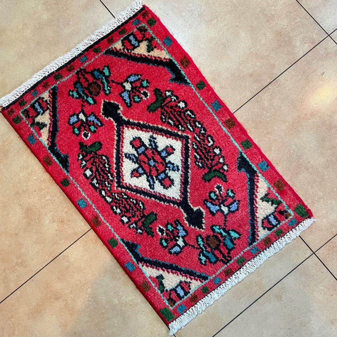 トライバルラグ ハマダン産 本物 ペルシャ絨毯 手織りサイズ 36\54cm トライバルラグ ハマダン産 本物 ペルシャ絨毯 手織りサイズ 36,cm