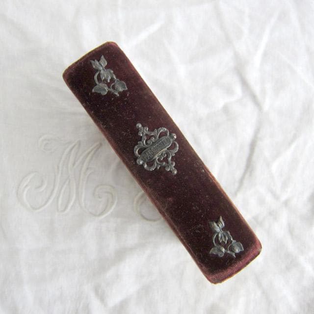 フランスアンティーク 祈祷書 ベルベット 花彫 金具19世紀 聖書