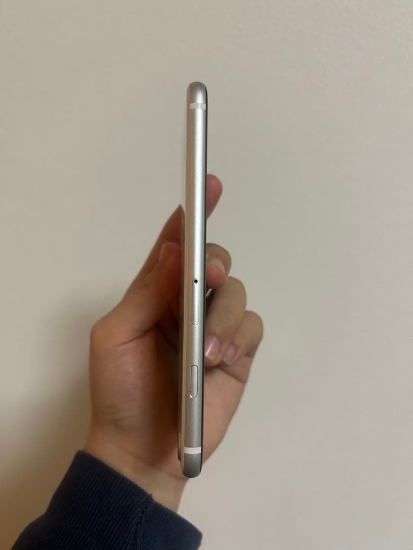 iPhoneSE 第2世代 128GB バッテリー89% ジャンク - メルカリ