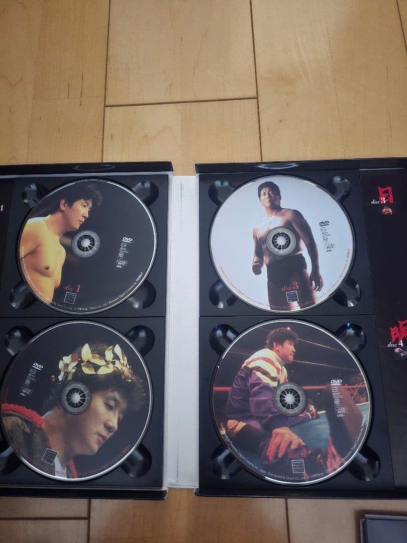前田日明 戦いの証 [地の章] DVD4枚組 RINGS全60試合 計716分 - メルカリ