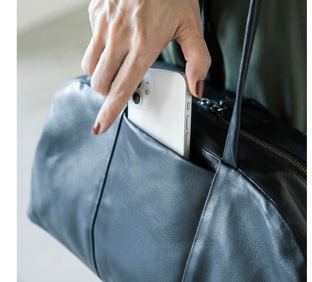 北欧暮らしの道具店 ラウンドレザーバッグ ブラック - メルカリ