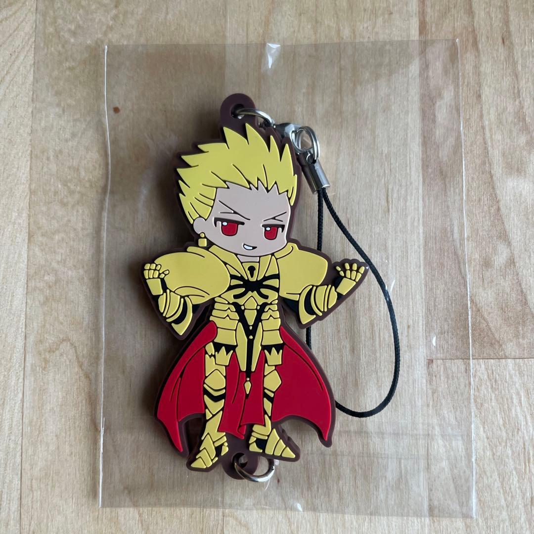 FGO ギルガメッシュ グッズセット ラバスト キーホルダー 缶バッジ