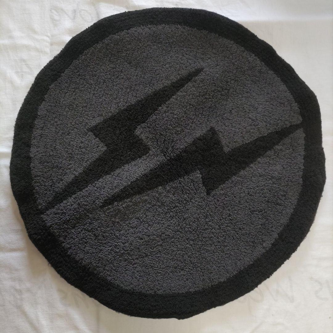 新品　Gallery 1950 Fragment Design ラグマット Amazon.co.jp: Gallery 1950 Fragment Design ラグマット : ホーム