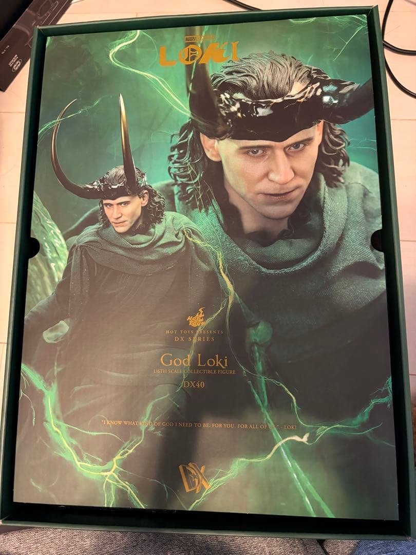 通常版 ゴッド ロキ 1/6スケールフィギュア ホットトイズ - メルカリ