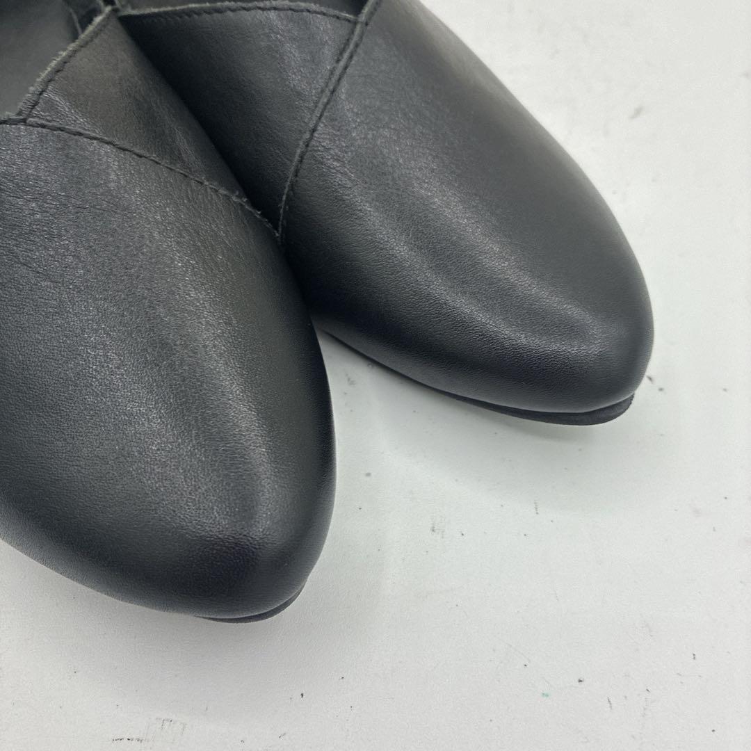 【美品】ユウコイマニシプラス IBUKI Vカット スリッポン 35 黒